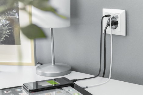 Digitus DA-70615 Süllyeszthető dugalj USB-vel Fehér 3. kép
