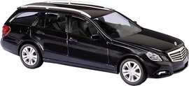 Busch 60204 H0 Személygépkocsi modell Mercedes Benz E-osztály T-Mod.