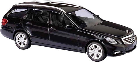 Busch 60204 H0 Személygépkocsi modell Mercedes Benz E-osztály T-Mod.