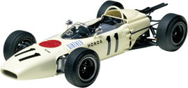 Tamiya 300020043 Honda RA272 Autómodell építőkészlet 1:20