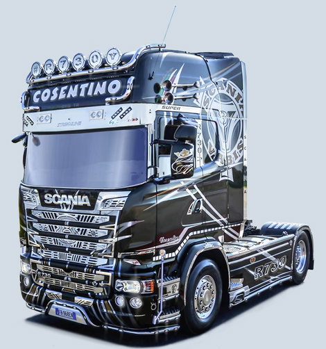 Italeri 3952 SCANIA R730 Streamline Show Truck Kamionmodell építőkészlet 1:24