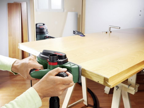 Bosch Home and Garden PHO 3100 Elektromos gyalu Hordtáskával Gyaluszélesség: 82 mm 750 W Hajtási mél 3. kép