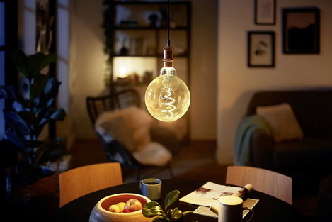 Philips Lighting 871951431378100 LED E27 Gömb forma 6.5 W = 40 W Melegfehér (Ø x H) 202 mm x 286 mm  2. kép