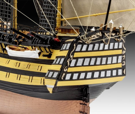 Revell 65408 RV Model Set HMS Victory Hajómodell építőkészlet 1:225 2. kép