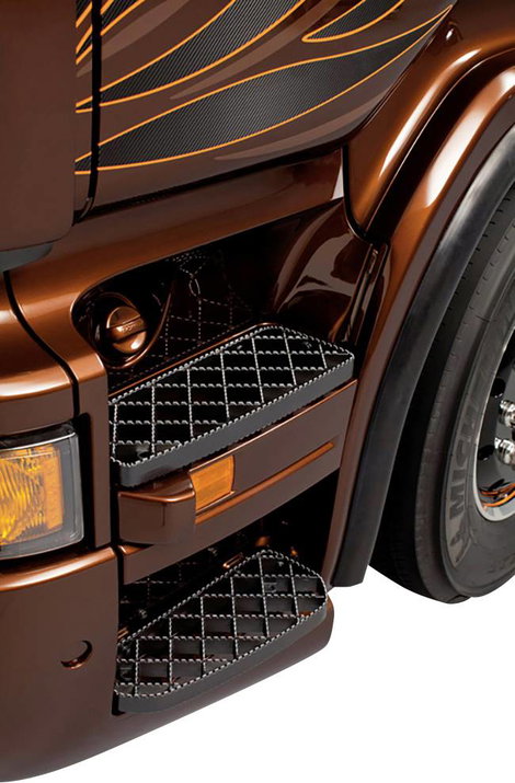 Italeri 3897 Scania R730 V8 Black Amber Kamionmodell építőkészlet 1:24 16. kép