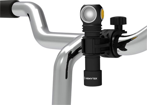 ArmyTek Wizard C2 Pro Max Magnet Warm LED Kézilámpa Mágneses tartóval Akkuról üzemeltetett 3720 lm 1 3. kép