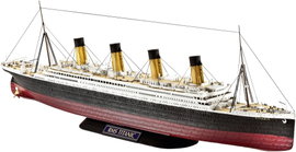 Revell 05210 R.M.S. Titanic Hajómodell építőkészlet 1:700