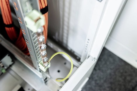 Rack szekrényekbe építhető potenciál kiegyenlítő elektronika Digitus 19 2. kép