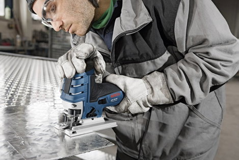Bosch Professional GST 150 CE Beszúró fűrész 0601512003 Hordtáskával 780 W 4. kép