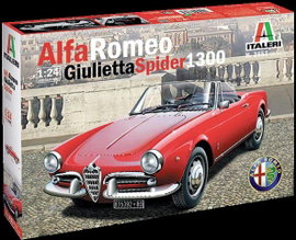 Italeri 3653 Alfa Romeo Giulietta Spider 1300 Autómodell építőkészlet 1:24