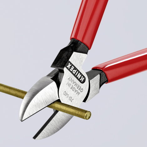 Oldalcsípőfogó, lágy/közepes/kemény huzal max.: Ø 4/2,5/1,8 mm, Knipex 70 01 140 EAN 3. kép
