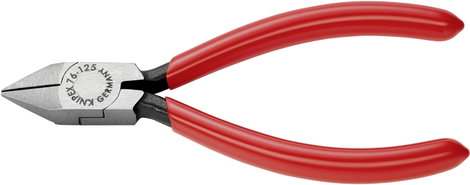 Oldalcsípőfogó villamos szakemberek számára, Knipex 76 81 125 EAN 2. kép