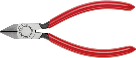 Oldalcsípőfogó villamos szakemberek számára, Knipex 76 81 125 EAN 3. kép