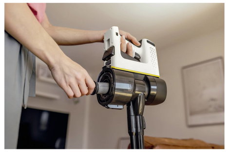Kärcher Home & Garden VC 4 Cordless myHome Pet 1.198-633.0 Akkus szívó 0.65 l 2. kép