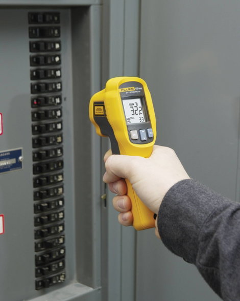 Infra hőmérő lézeres célzóval 10:1 -30 től +500 °C IP 54 por és vízálló, Fluke 62 Max 4130474 2. kép