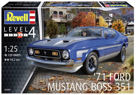 Revell 07699 71 Mustang Boss 351 Autómodell építőkészlet 1:25 2. kép