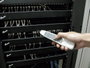 Vezetékvizsgáló kábelteszter és hanggenerátoros vezetékkereső RJ45, koax F csatlakozóval Voltcraft L 3. bélyegkép