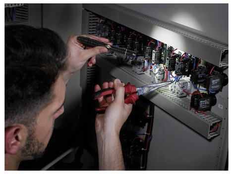 Brennenstuhl TL 210 F LED Kézilámpa Elemekről üzemeltetett 180 lm 7 óra 60 g 5. kép