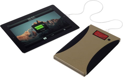 Power Traveller Powergorilla Tactical Powerbank 24000 mAh LiPo USB-A Homok kültéri, állapotjelző 7. kép