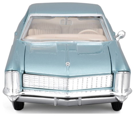 Maisto Buick Riviera ´65 1:24 Autómodell 3. kép