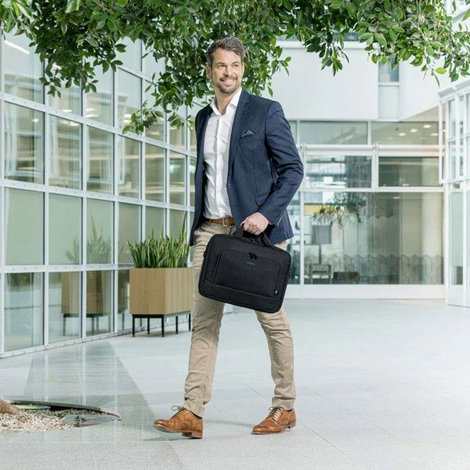 Dicota Notebook táska Eco Top Traveller BASE Alkalmas: Max.: 35,8 cm (14,1) Fekete 4. kép