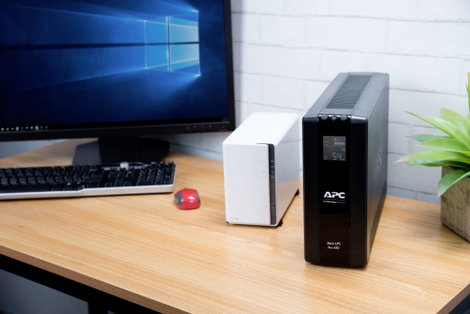 APC by Schneider Electric BR650MI Megszakításmentes tápegység 650 VA 3. kép
