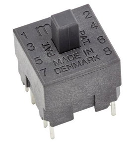 MEC 1540109 Unimec Series Nyomógomb 120 V 250 mA Nyomó (H x Sz x Ma) 12.60 x 12.60 x 15.70 mm IP54 1