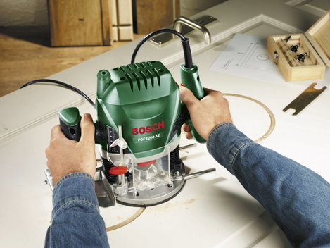 Bosch Home and Garden Felületmaró 0.603.26A.100.920 POF 1200 AE B osztályos áru (sérült/hiányos csom 3. kép