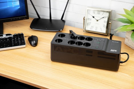 APC by Schneider Electric BE850G2-GR Megszakításmentes tápegység 850 VA 2. kép