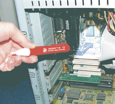 Fázisceruza, érintés nélküli feszültségvizsgáló multiteszter LED-es zseblámával Testboy 110 4. kép