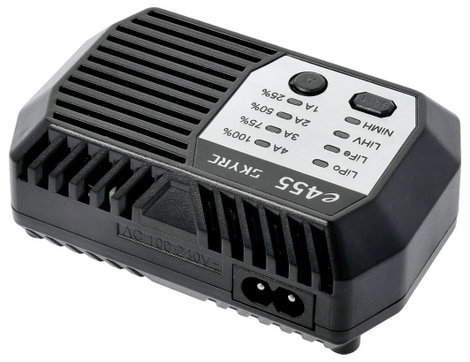 SKYRC e455 AC Modell töltő 4 A Lítiumion, LiPolimer, NiMH 2. kép