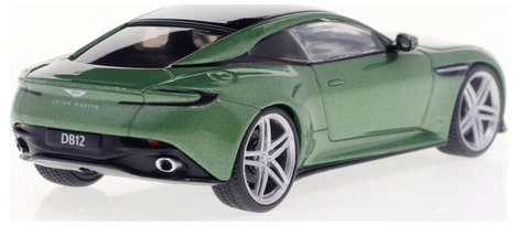Solido Aston Martin DB12 2023 grün 1:43 Autómodell 12. kép