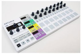 Arturia BeatStep Pro Midi kontroller
