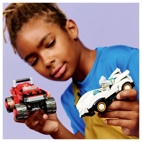77118 LEGO® Sonic the Hedgehog Silver autója vs. Knuckles szörnyeteg teherautója (77118) 5. kép
