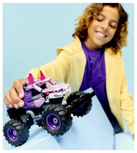 LEGO® TECHNIC 42220 Monster Jam™ Sparkle Smash™ visszahúzós motorral (42220) 5. kép