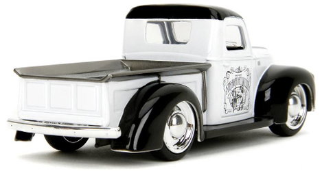 JADA TOYS Ford Disney Willie gőzhajó, 1941-es pickup Kész modell Személygépkocsi modell 14. kép