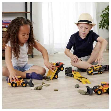 Majorette Volvo FMX teherautó cementkeverő Kész modell Építkezésnél használt jármű modell 13. kép