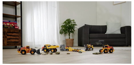 Majorette Volvo FMX teherautó cementkeverő Kész modell Építkezésnél használt jármű modell 3. kép