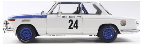 Solido Személygépkocsi modell BMW 2002-es TII #24 fehér Kész modell Személygépkocsi modell 2. kép