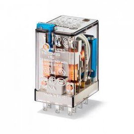 Miniatűr relé 230 V/AC 3 váltó 10 A 250 V/AC 10 A/250 V/AC, Finder 55.33.8.230.0010