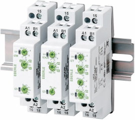 Installációs időrelé 24 - 240 V DC/AC 1 váltó/feszültségmentes 5 A 250 V/AC, Eberle IZT 0530 53 649 