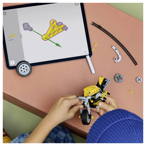 LEGO® TECHNIC 42225 4. kép