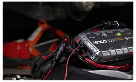 NOCO Indítássegítő GB150 Boost 12V 3000A GB150 Indulási segédáram=3000 A Munkalámpa 3. kép