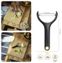 Fiskars 1079908 FF Zöldséghámozó, Forgópenge, Ergonomikus Nyél 2. bélyegkép