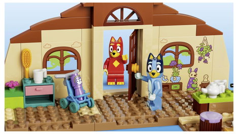 LEGO® DC COMICS SUPER HEROES 11221 Iskola Rustyval és Blueyval építőkészlet minikonyhával, kávézóva 9. kép