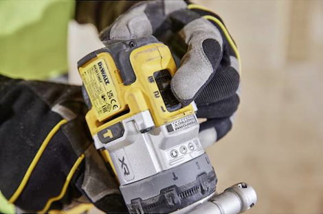 DEWALT -Akkus ütvefúró-csavarozó 1530 W 14. kép