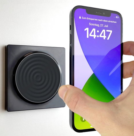 Smart Things indukciós akkutöltő 15 W smart things WallBase 80 Magnetic Wirele WB80 b Kimenetek Stan 2. kép