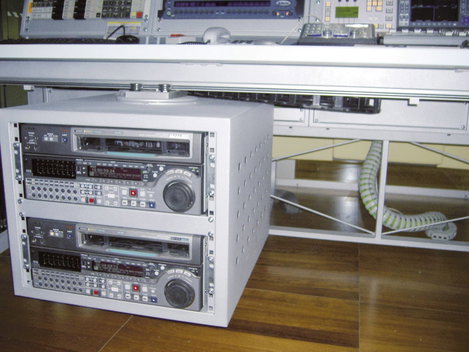Csatlakozó elem Triflex R light-hoz TL.30.01.Z1 igus, tartalom: 1 db 3. kép