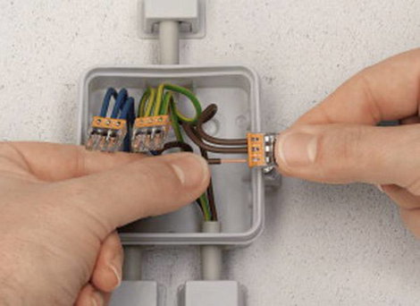 Vezetékösszekötő sorkapocs 0,5-2,5 mm², narancs (átlátszó) 3 pól. WAGO COMPACT CONNECTOR 3. kép