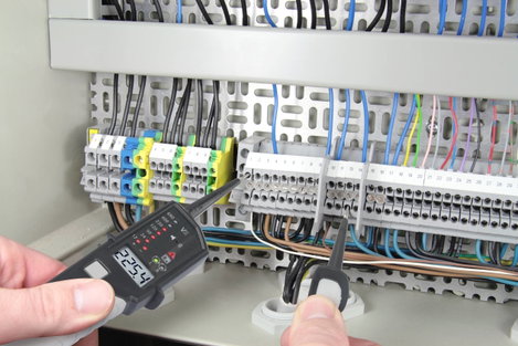 Kétpólusú feszültségvizsgáló LED/LCD kijelző, 0 - 690V AC/DC, Voltcraft VC-55 LCD 2. kép